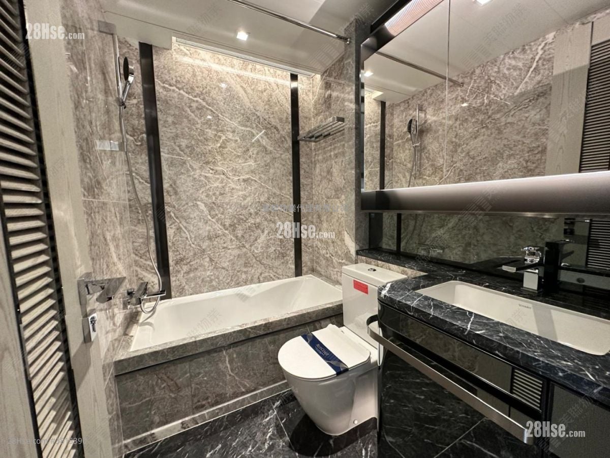 港岛南岸 售盘 3 房 , 2 浴室 728 平方尺