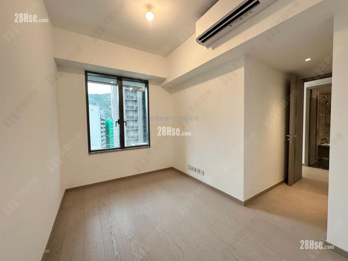 港岛南岸 售盘 3 房 , 2 浴室 728 平方尺