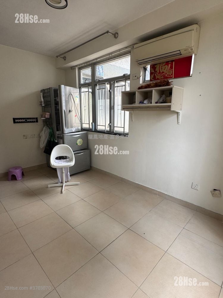 颂贤花园 租盘 2 房 , 1 浴室 376 平方尺