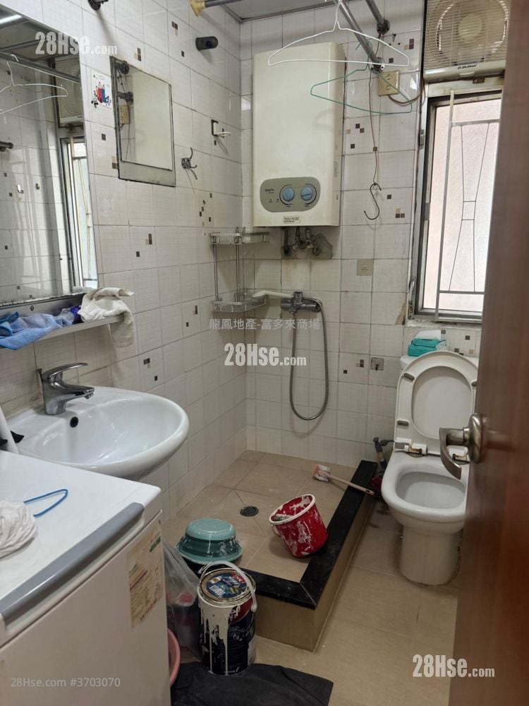 颂贤花园 租盘 2 房 , 1 浴室 376 平方尺