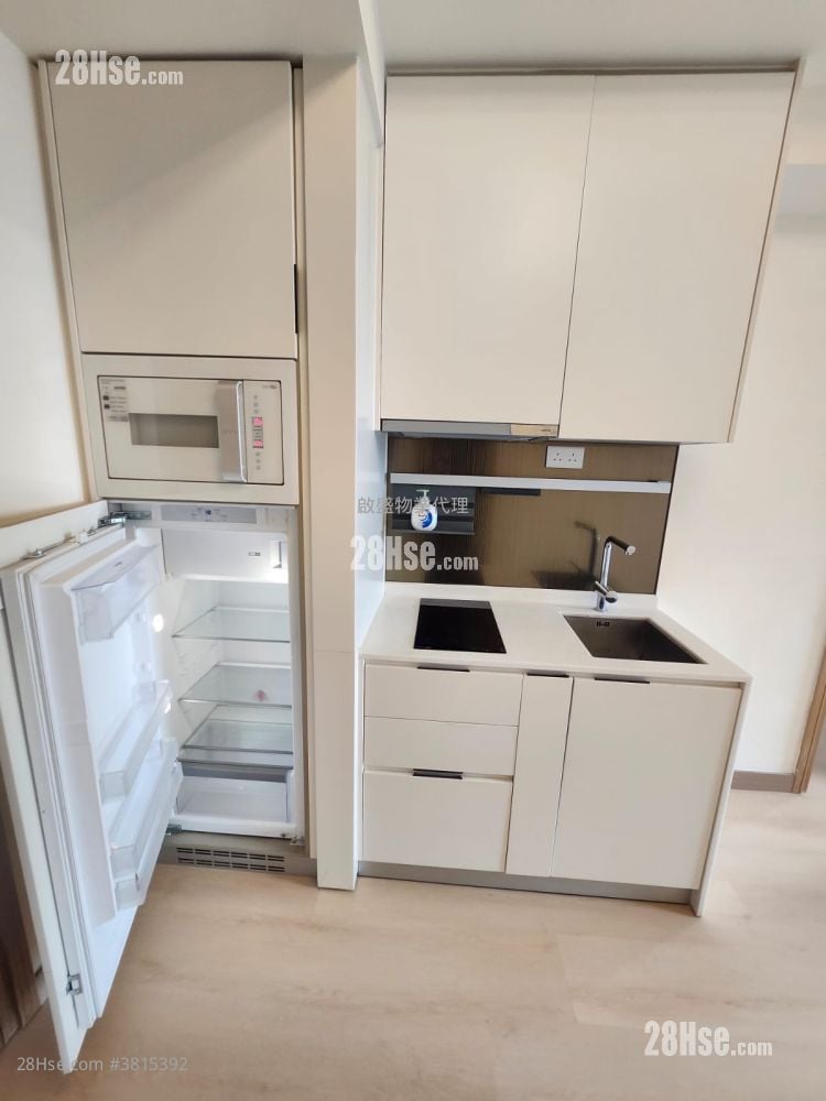 K.city Rental 372 ft²