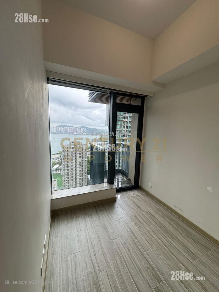 Novum East Sell 1 Bedroom , 1 Bathroom 300 ft²