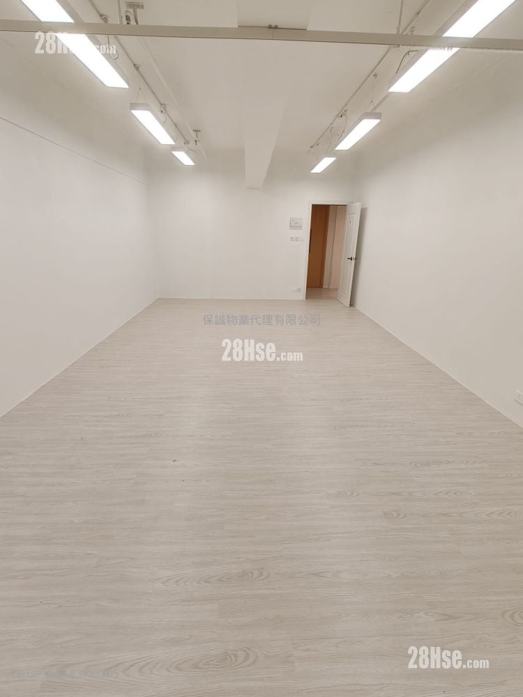 Tak Sing Industrial Building Rental 380 ft²
