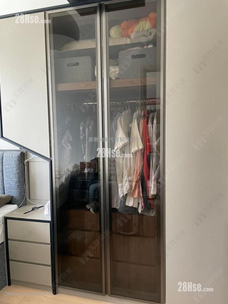 Monterey 售盘 1 房 , 1 浴室 364 平方尺