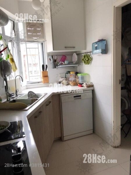 紅磡灣中心 售盤 4 房 956 平方呎