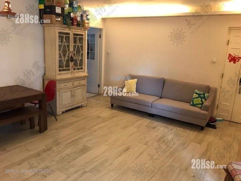 紅磡灣中心 售盤 4 房 956 平方呎