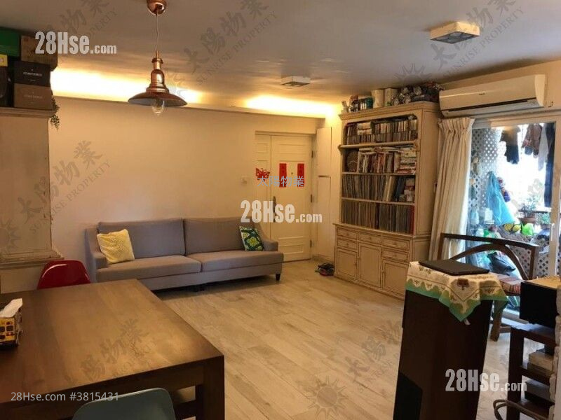 紅磡灣中心 售盤 4 房 956 平方呎