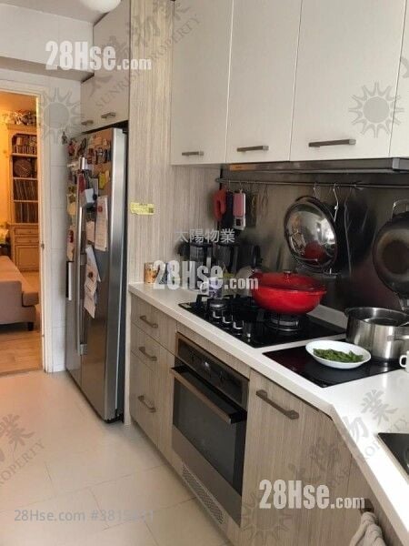 紅磡灣中心 售盤 4 房 956 平方呎