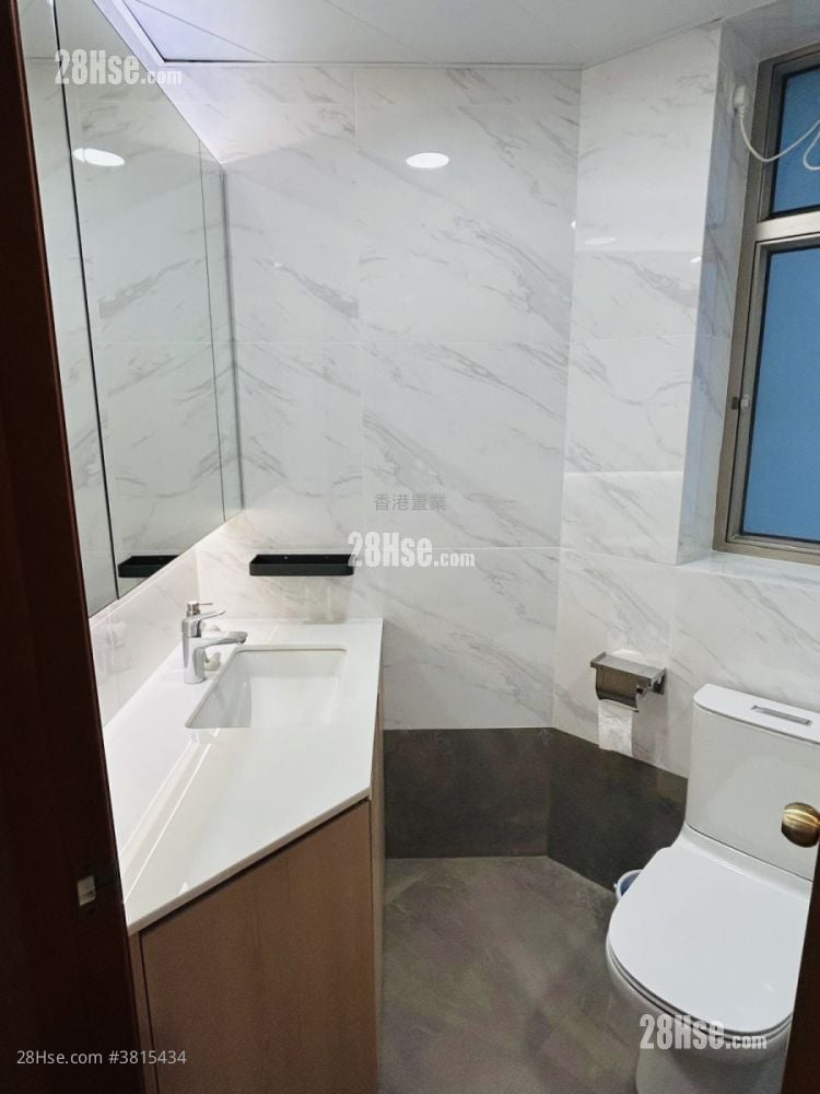 擎天半島 租盤 3 房 , 2 浴室 748 平方呎