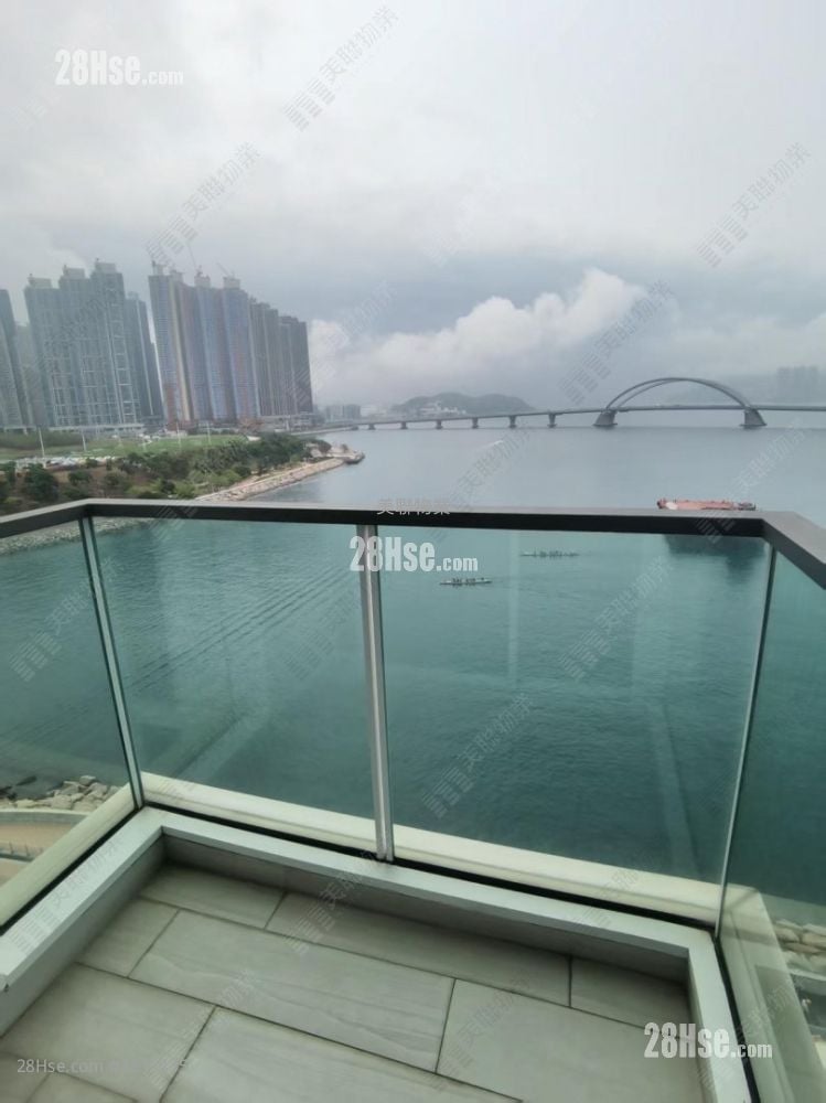 Monterey 租盤 3 房 , 2 浴室 789 平方呎