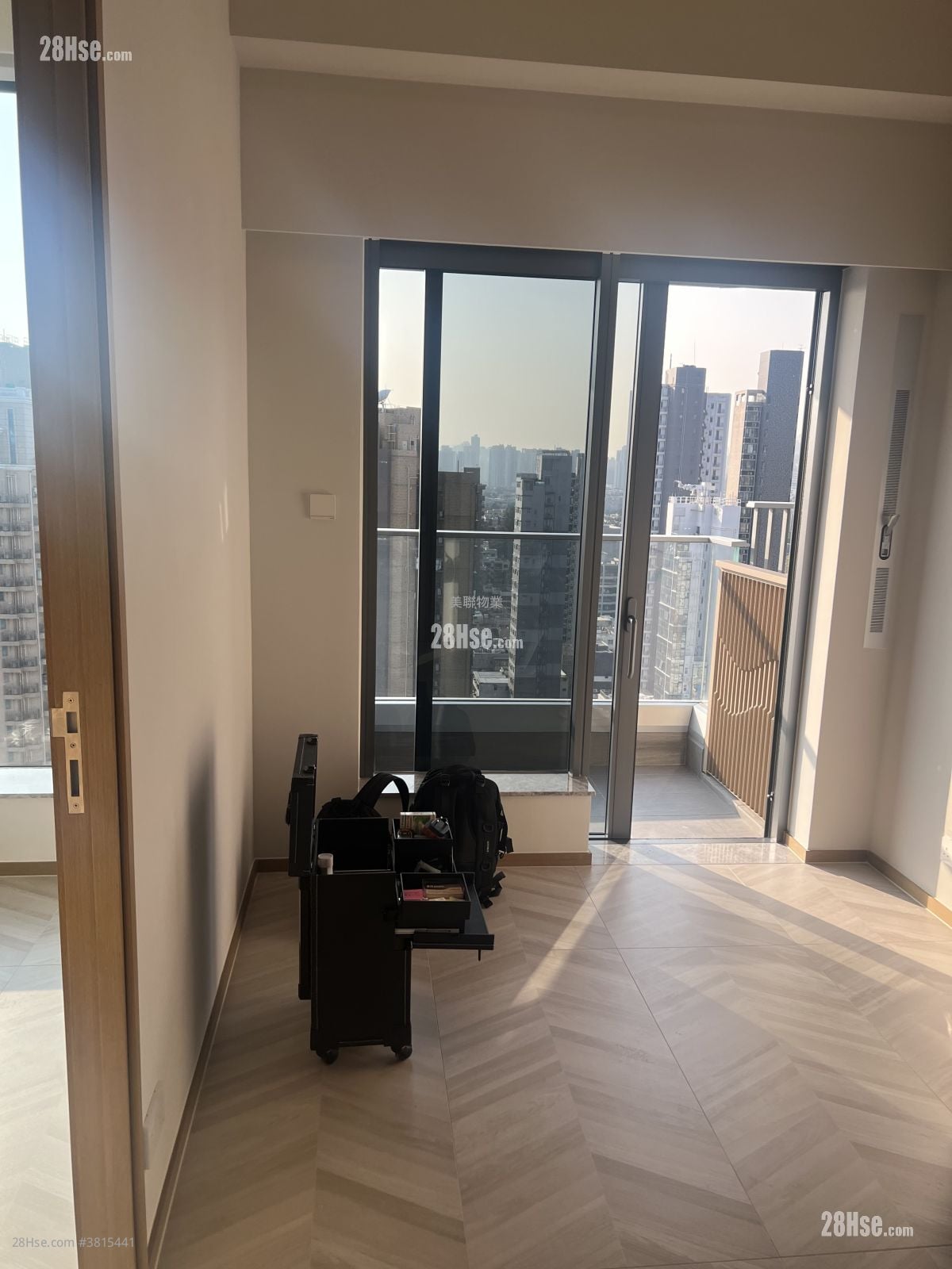 南首 租盘 1 房 , 1 浴室 263 平方尺