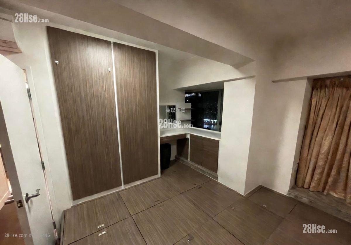 盈翠半島 售盤 4 房 , 2 浴室 772 平方呎