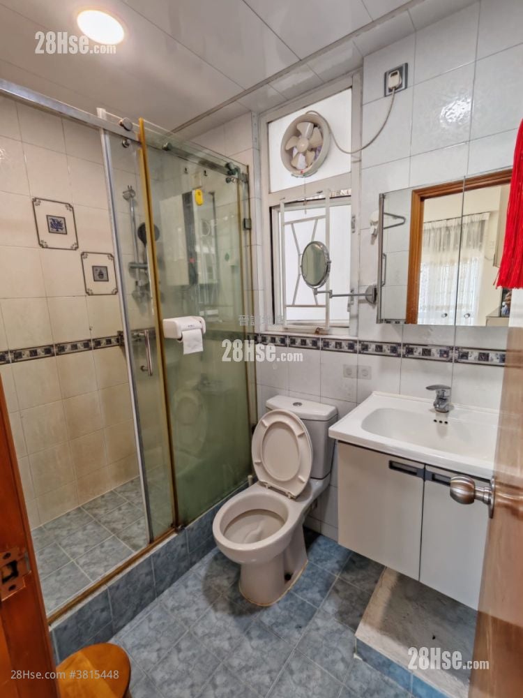 Hong Kong Garden Sell 1 Bedroom , 1 Bathroom 358 ft²