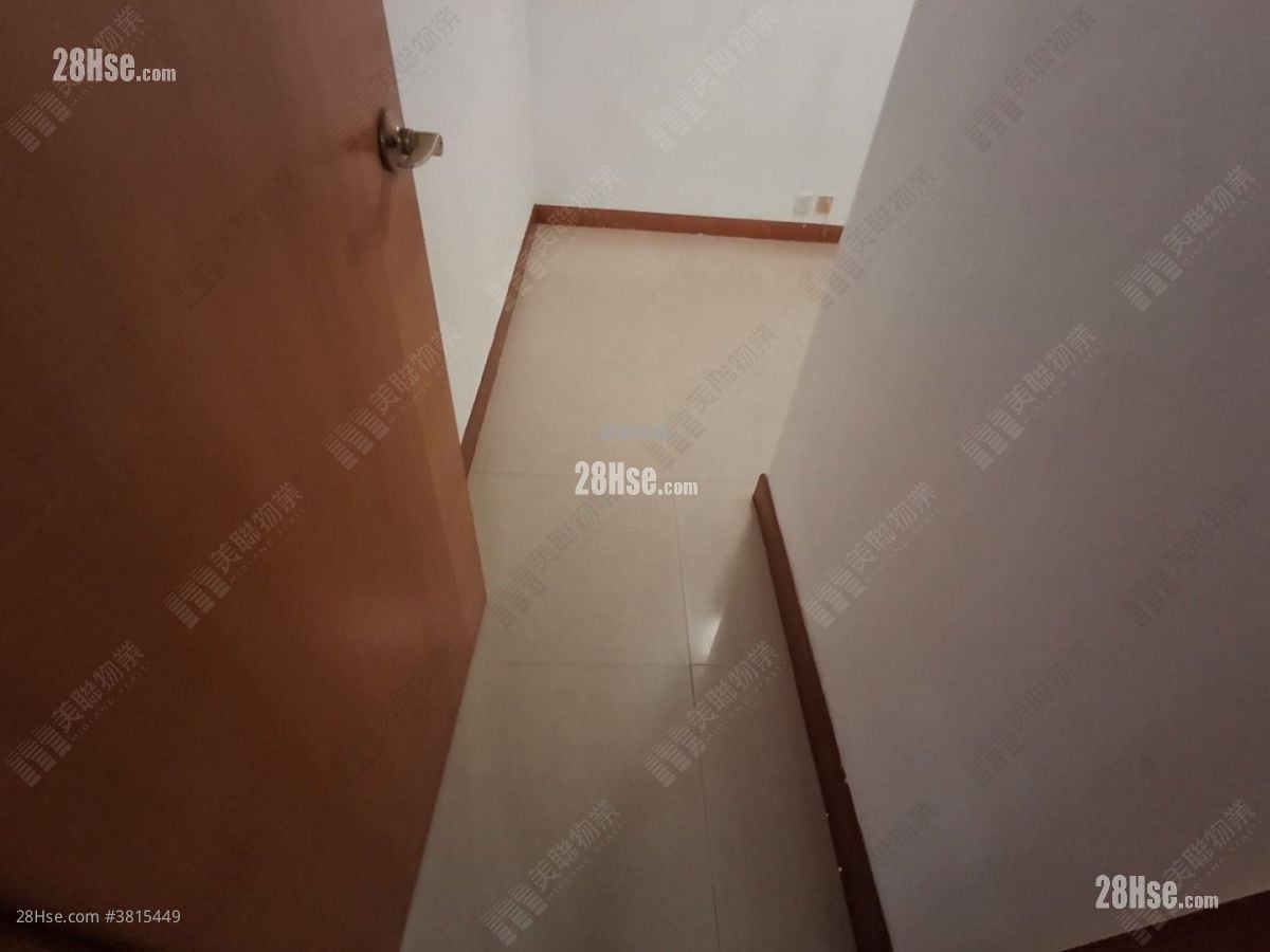 君傲灣 租盤 2 房 , 1 浴室 456 平方呎