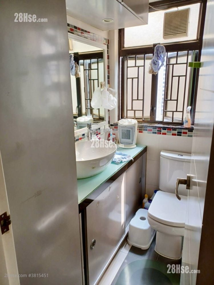 紅灣閣 售盤 4 房 , 2 浴室 647 平方呎