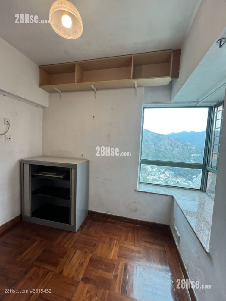 bedroom 2: Sea Crest Villa Sell 2 Bedrooms , 1 Bathroom 454 ft²