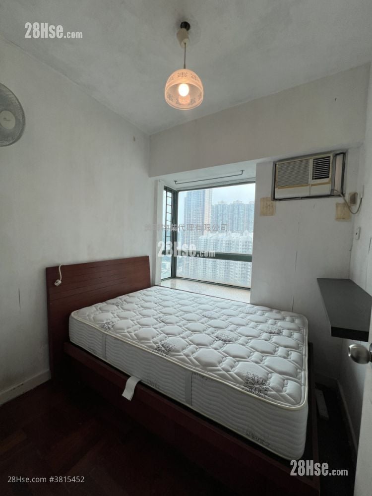 bedroom 1: Sea Crest Villa Sell 2 Bedrooms , 1 Bathroom 454 ft²