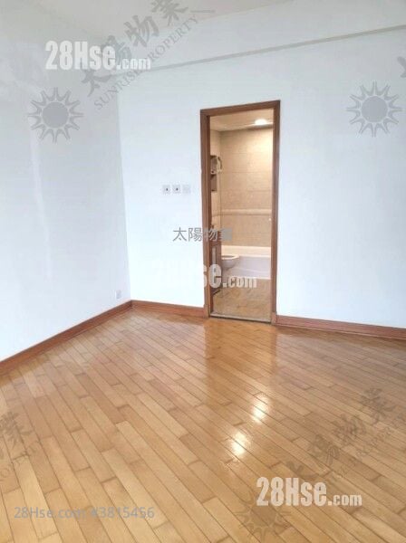 Royal Peninsula Rental 3 Bedrooms 1,043 ft²