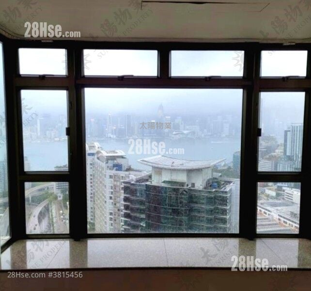 Royal Peninsula Rental 3 Bedrooms 1,043 ft²