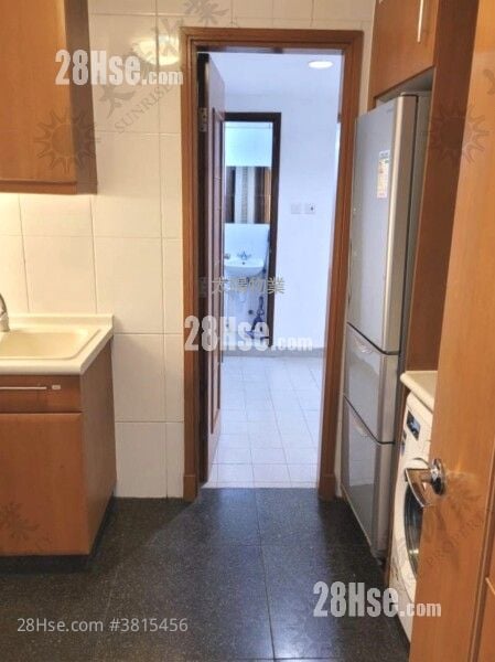 Royal Peninsula Rental 3 Bedrooms 1,043 ft²