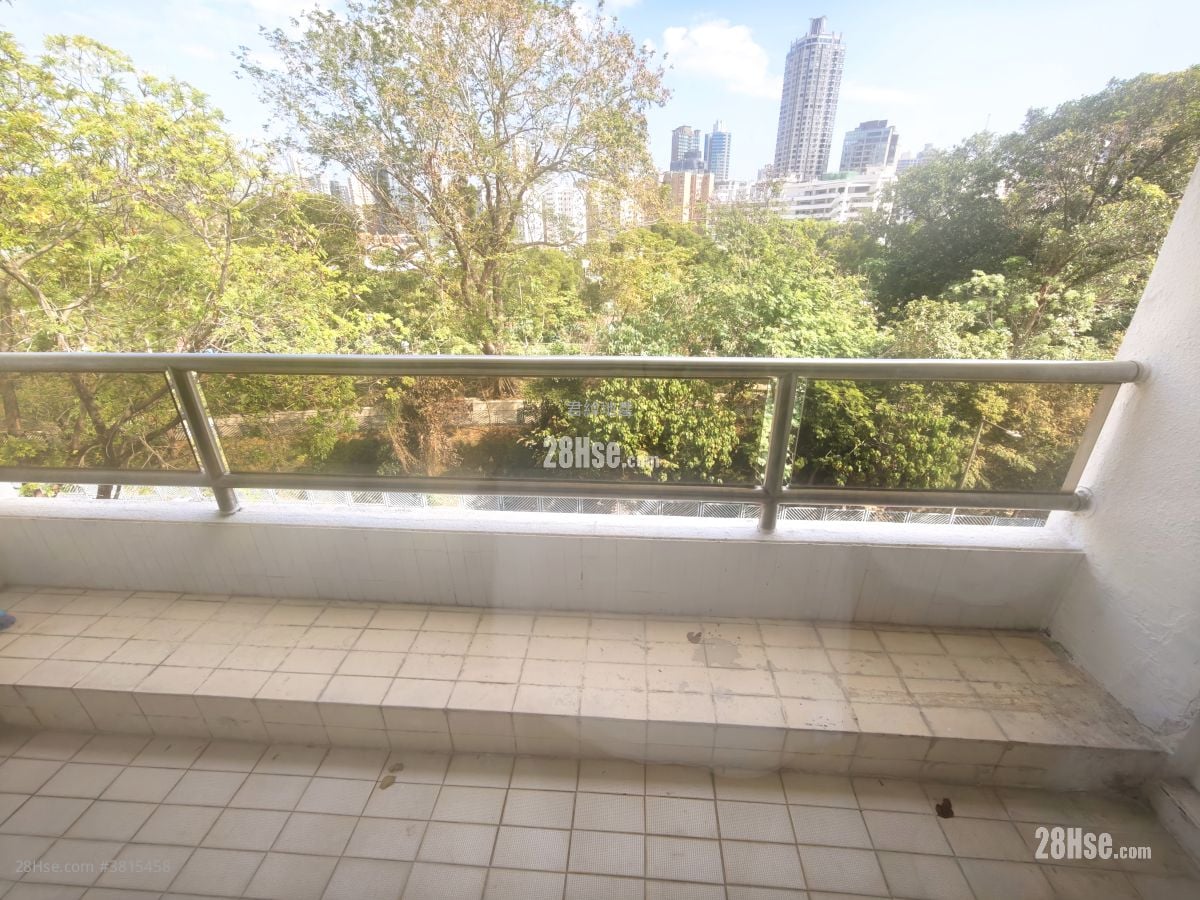 寿菊路10号 租盘 3 房 , 3 浴室 1,197 平方尺