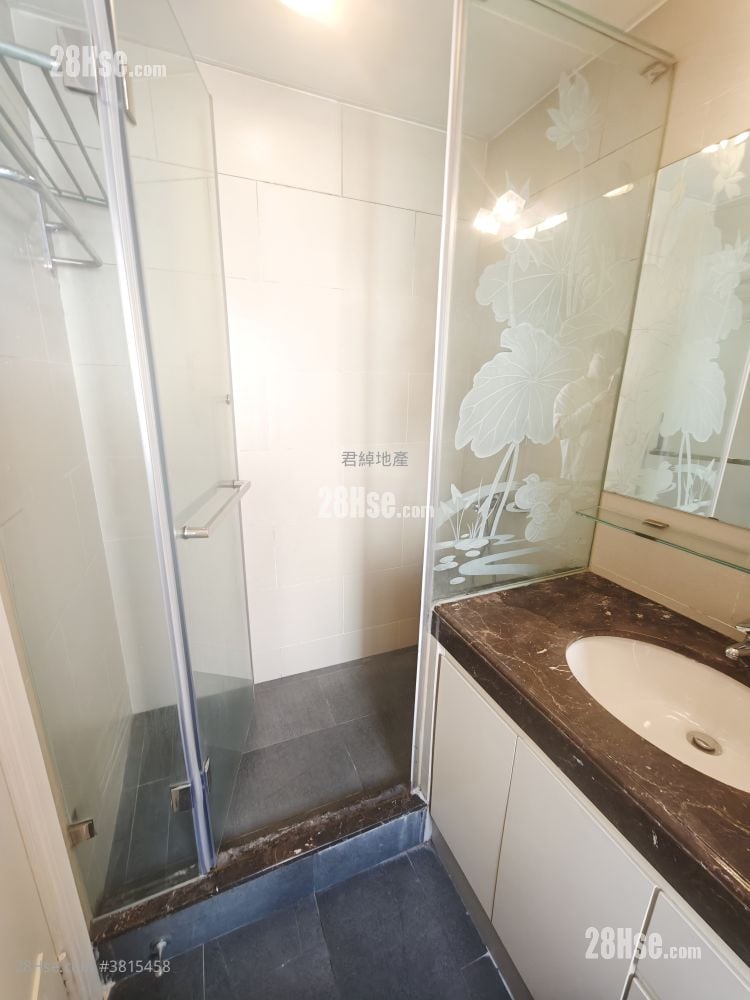 寿菊路10号 租盘 3 房 , 3 浴室 1,197 平方尺