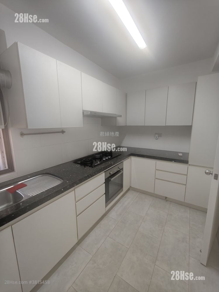 寿菊路10号 租盘 3 房 , 3 浴室 1,197 平方尺