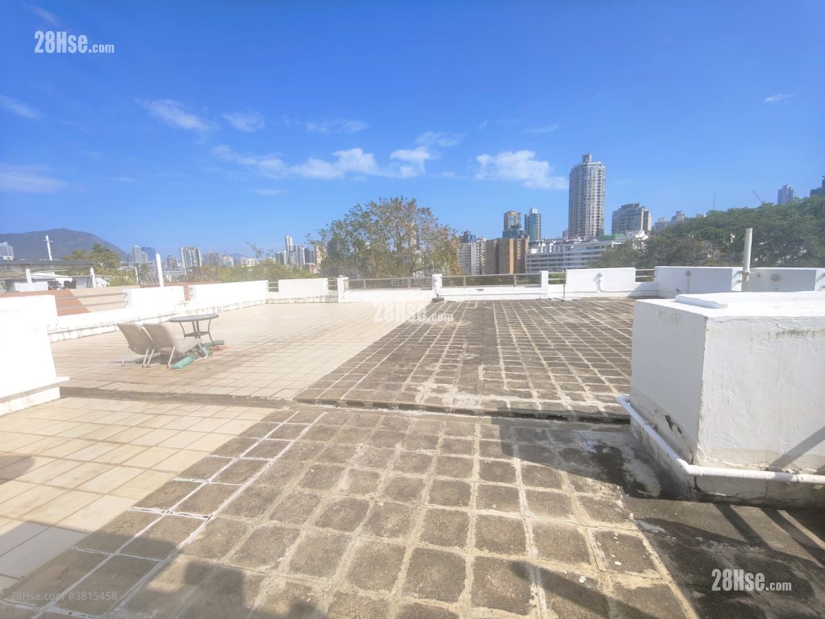 寿菊路10号 租盘 3 房 , 3 浴室 1,197 平方尺