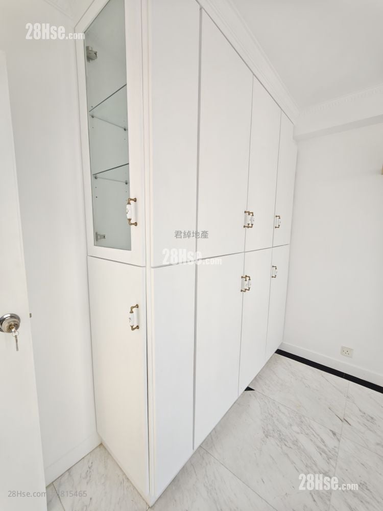 嘉麗苑 租盤 3 房 , 2 浴室 905 平方呎