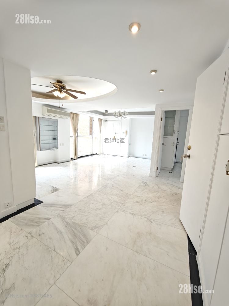 嘉麗苑 租盤 3 房 , 2 浴室 905 平方呎