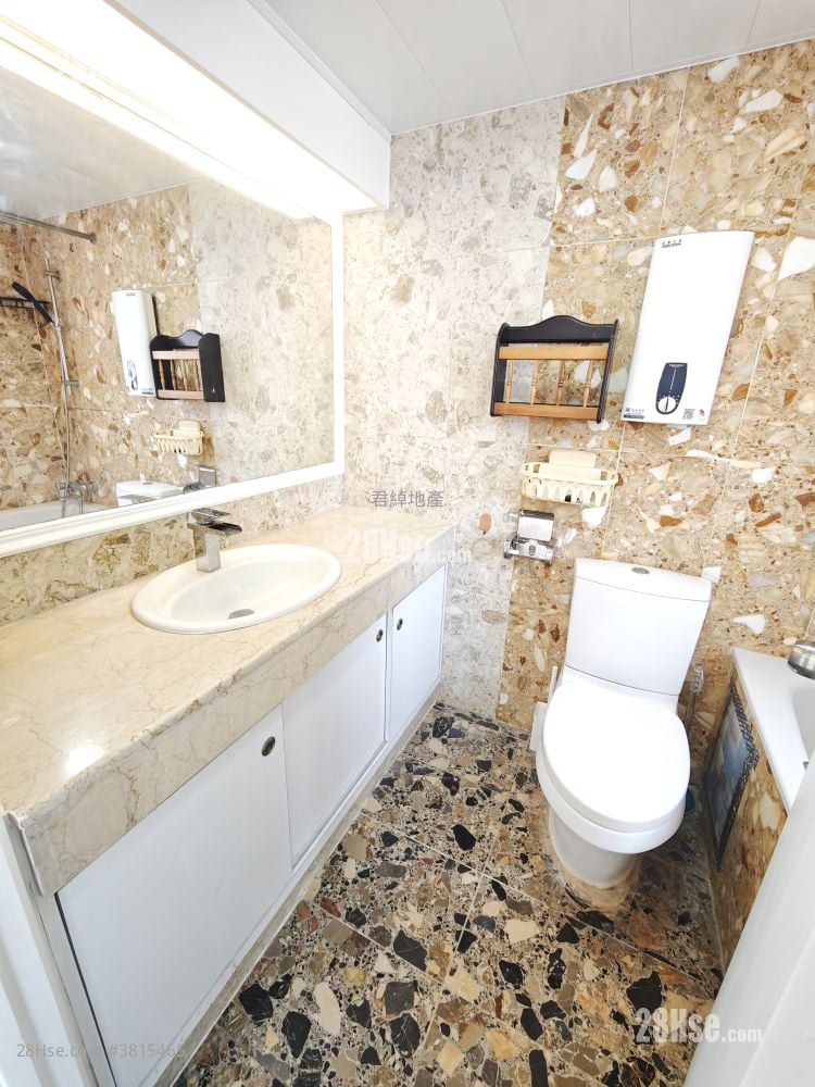 嘉麗苑 租盤 3 房 , 2 浴室 905 平方呎