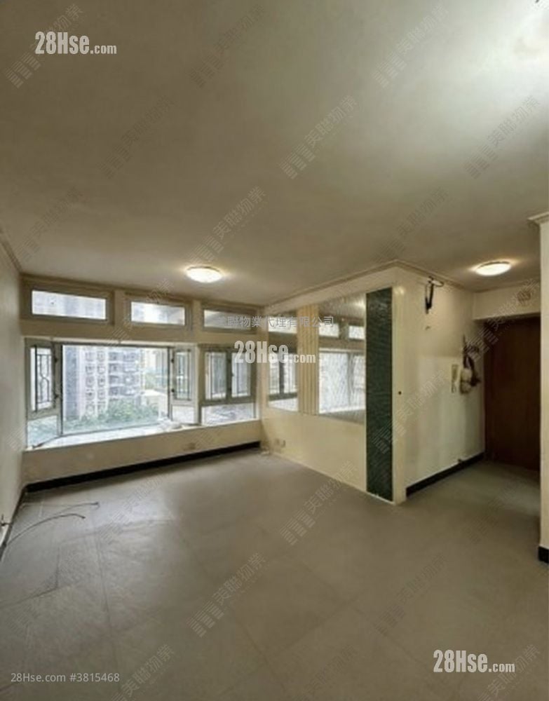 海滨花园 售盘 3 房 700 平方尺