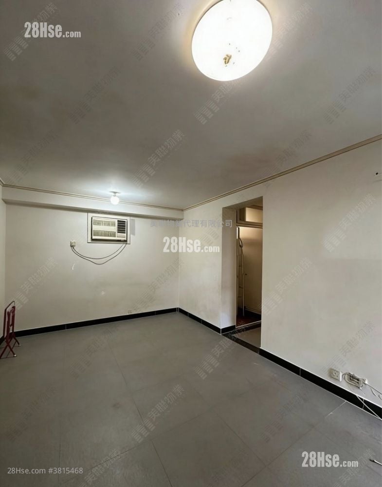 海滨花园 售盘 3 房 700 平方尺