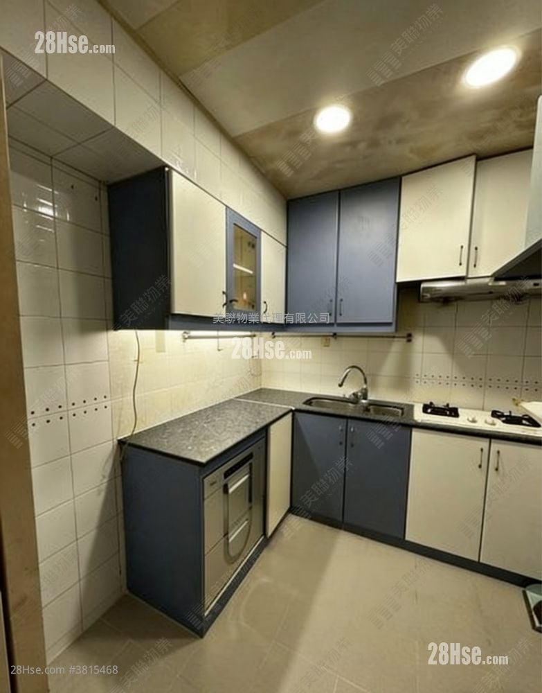 海滨花园 售盘 3 房 700 平方尺