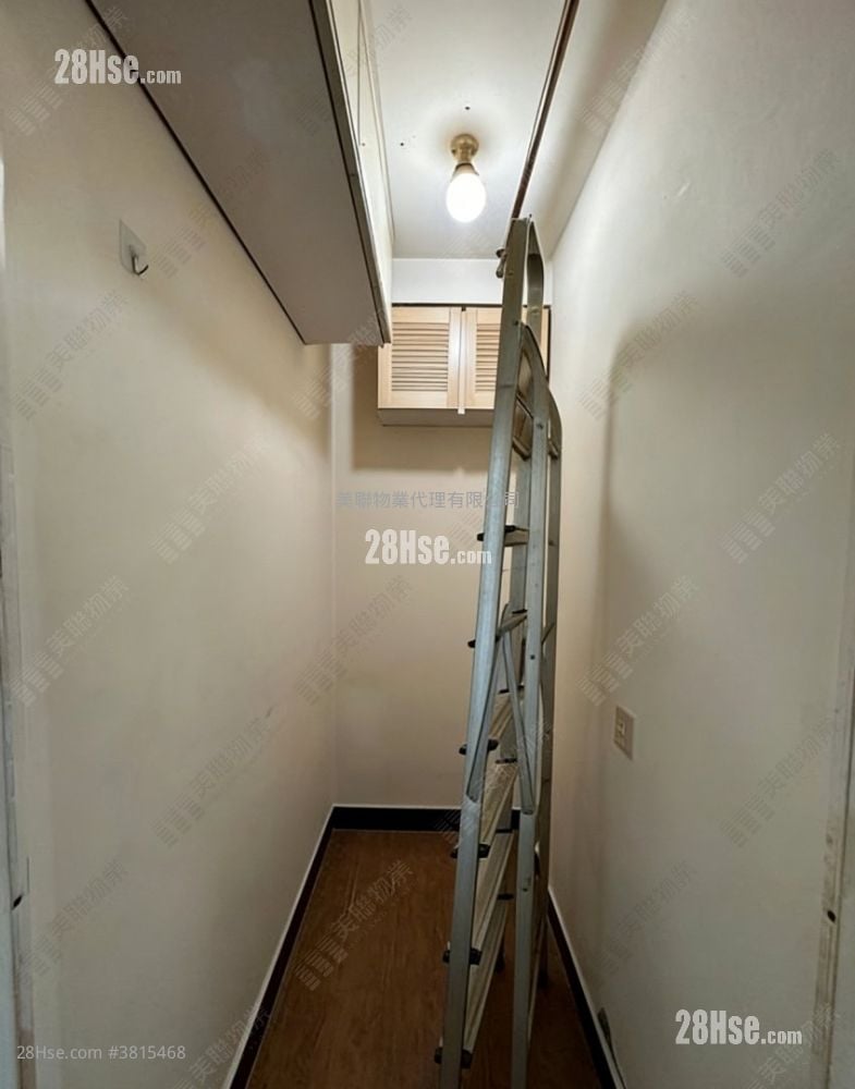 海滨花园 售盘 3 房 700 平方尺