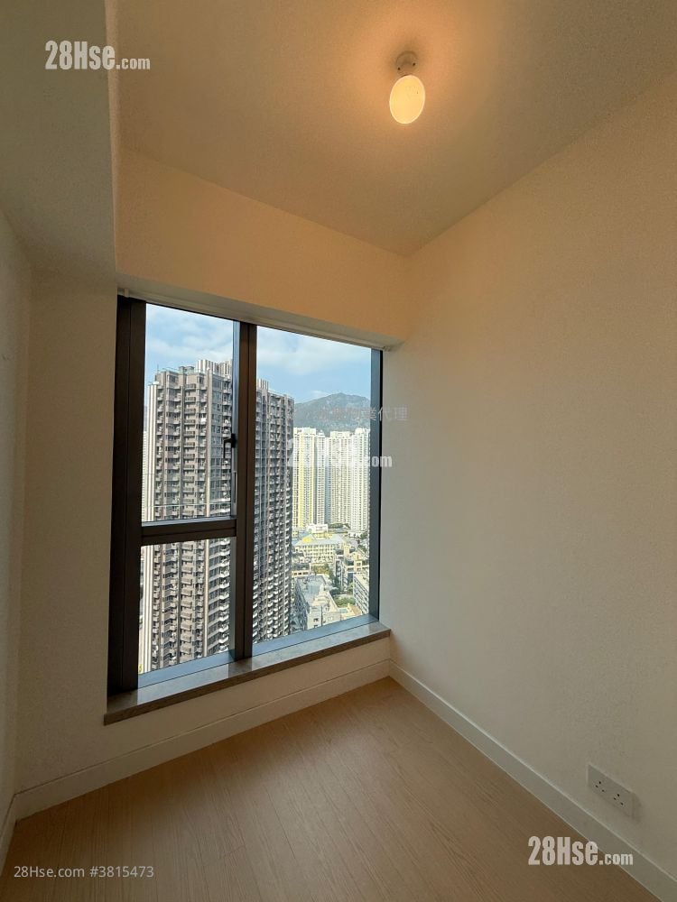 Monaco Rental 2 Bedrooms , 1 Bathroom 480 ft²