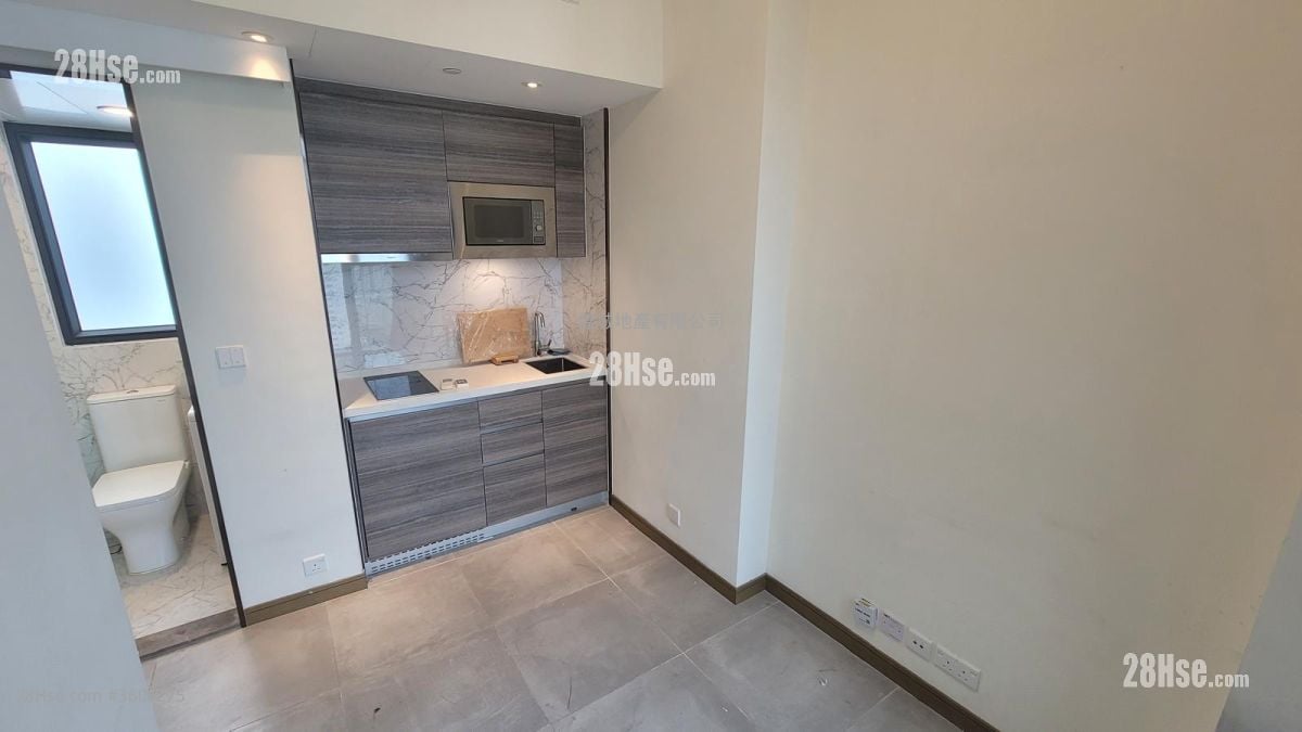 AVA61 租盘 开放式间隔 , 1 浴室 161 平方尺