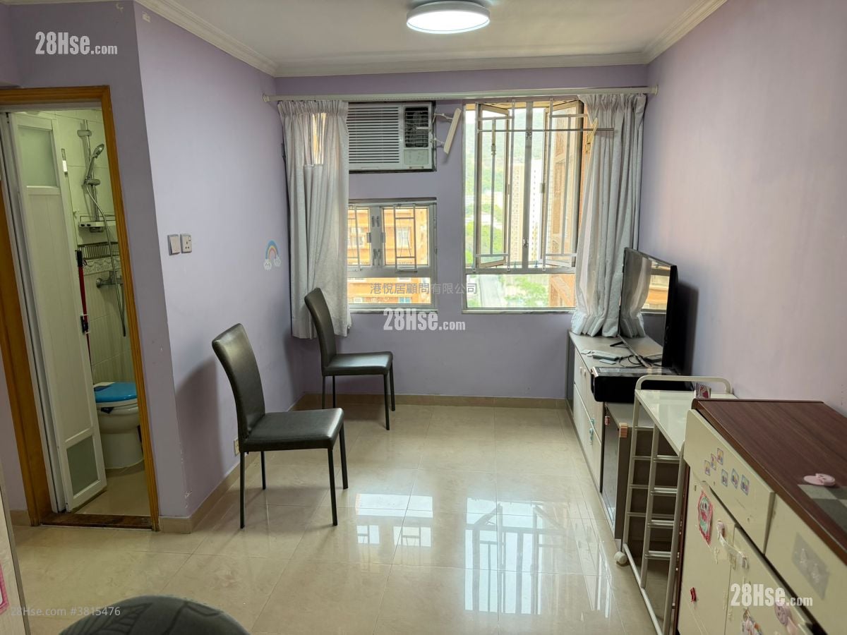 Siu Hong Court Rental 2 Bedrooms 404 ft²