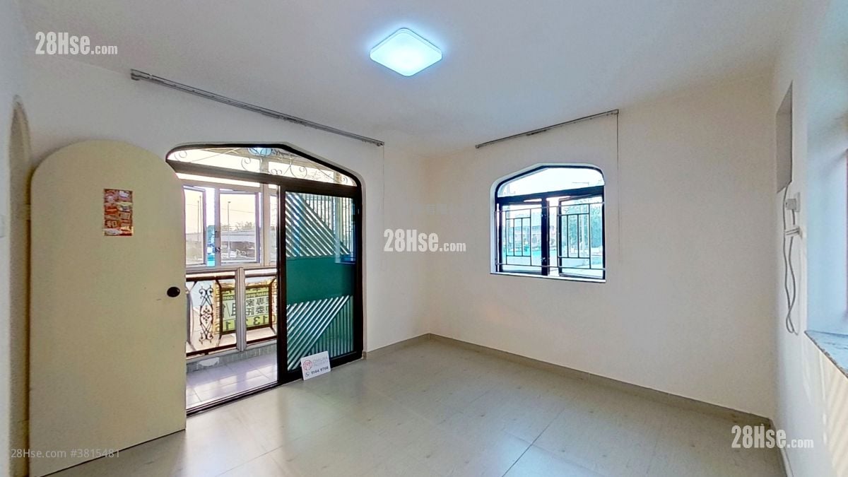 主人房: 振輝花園 售盤 3 房 , 1 浴室 625 平方呎