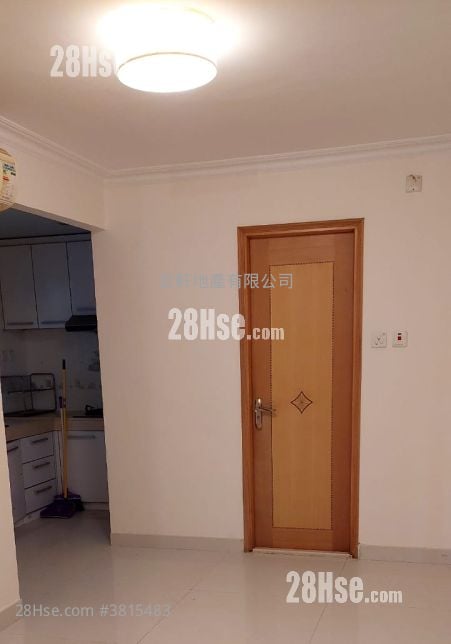 Village Rental 4 Bedrooms , 3 Bathrooms 1,320 ft²