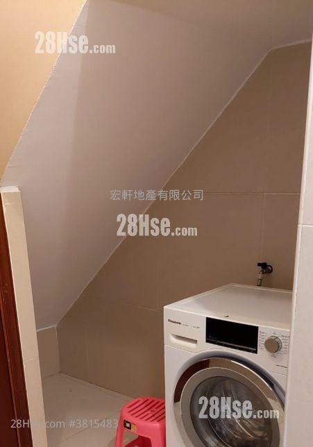 Village Rental 4 Bedrooms , 3 Bathrooms 1,320 ft²