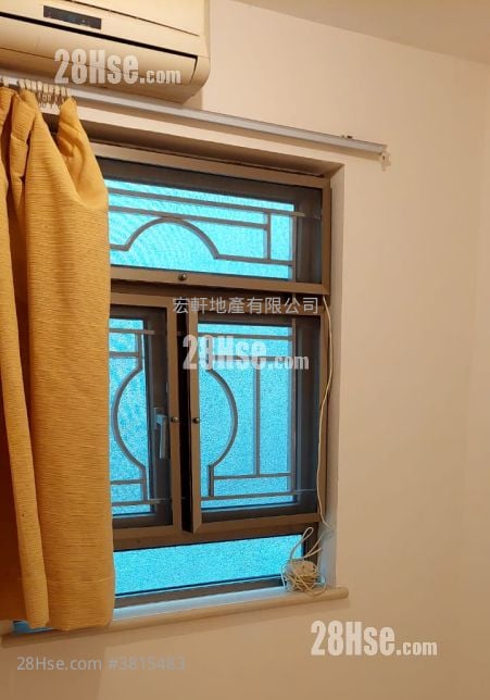 Village Rental 4 Bedrooms , 3 Bathrooms 1,320 ft²