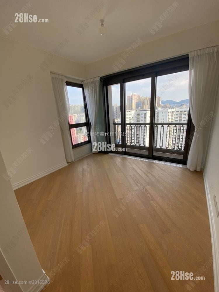 ST.GEORGE‘MANSIONS 租盘 3 房 , 3 浴室 1,842 平方尺