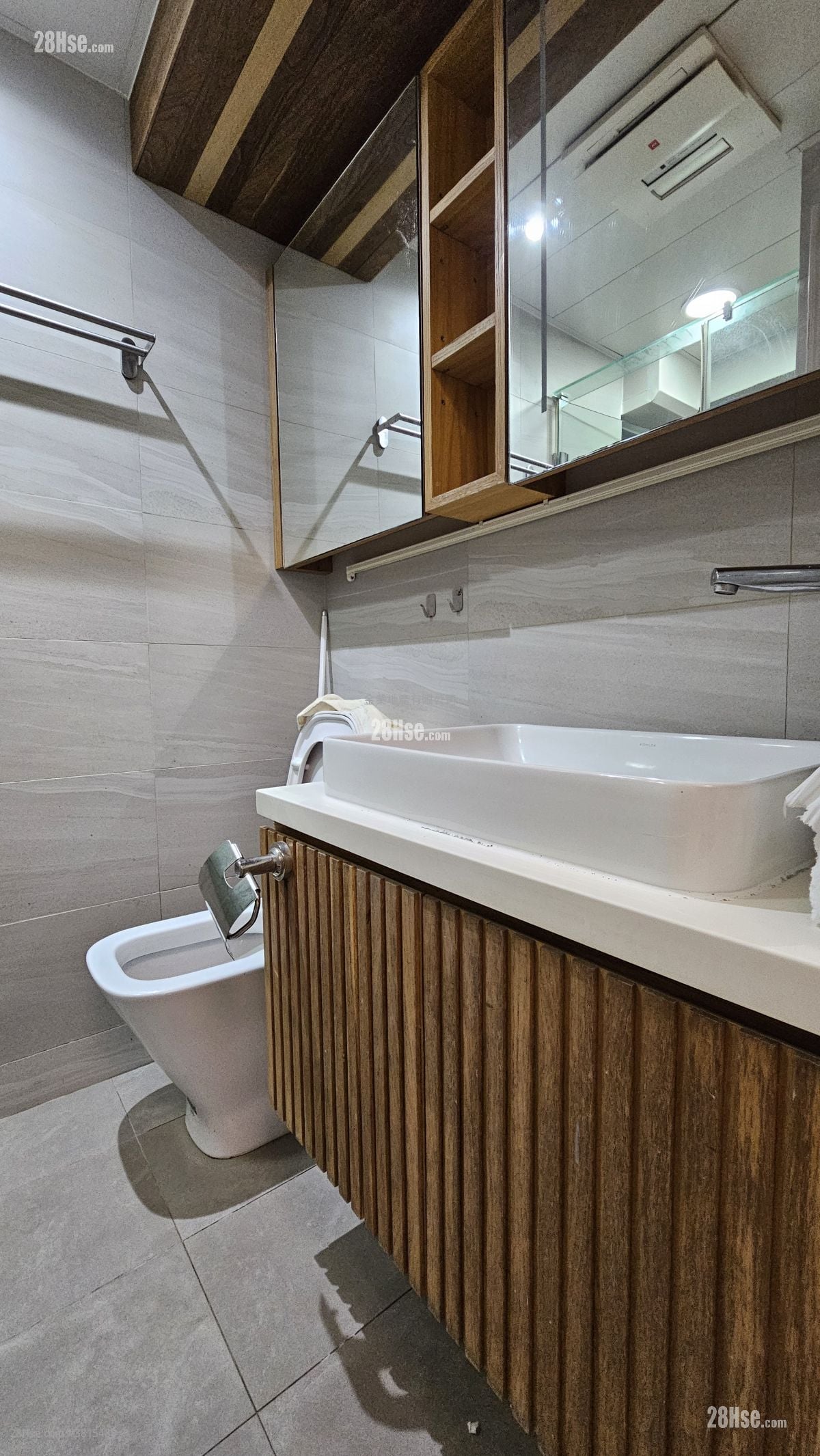 海溢閣 租盤 1 房 , 1 浴室 251 平方呎