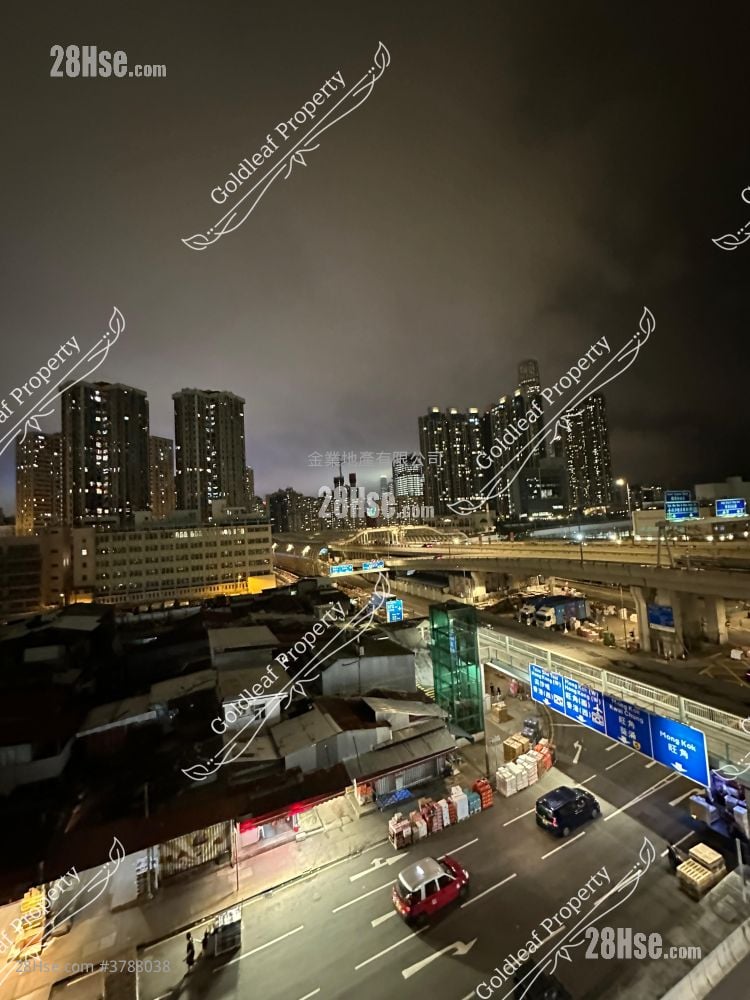 Wah Tak Building Sell Studio , 1 Bathroom 241 ft²