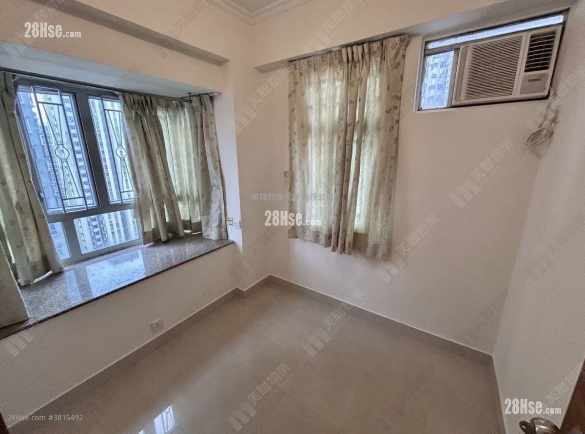 Tai Po Centre Sell 2 Bedrooms 361 ft²
