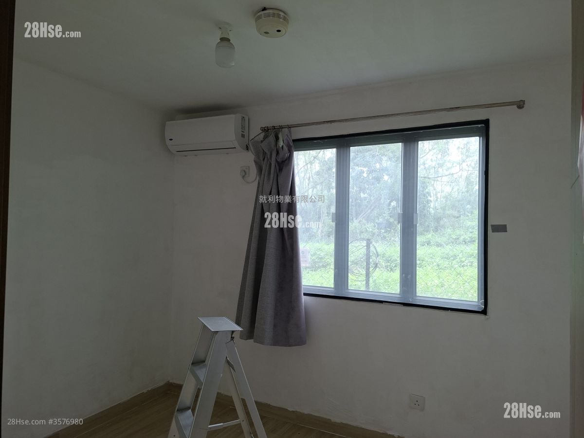 村屋 租盤 3 房 , 1 浴室 630 平方呎