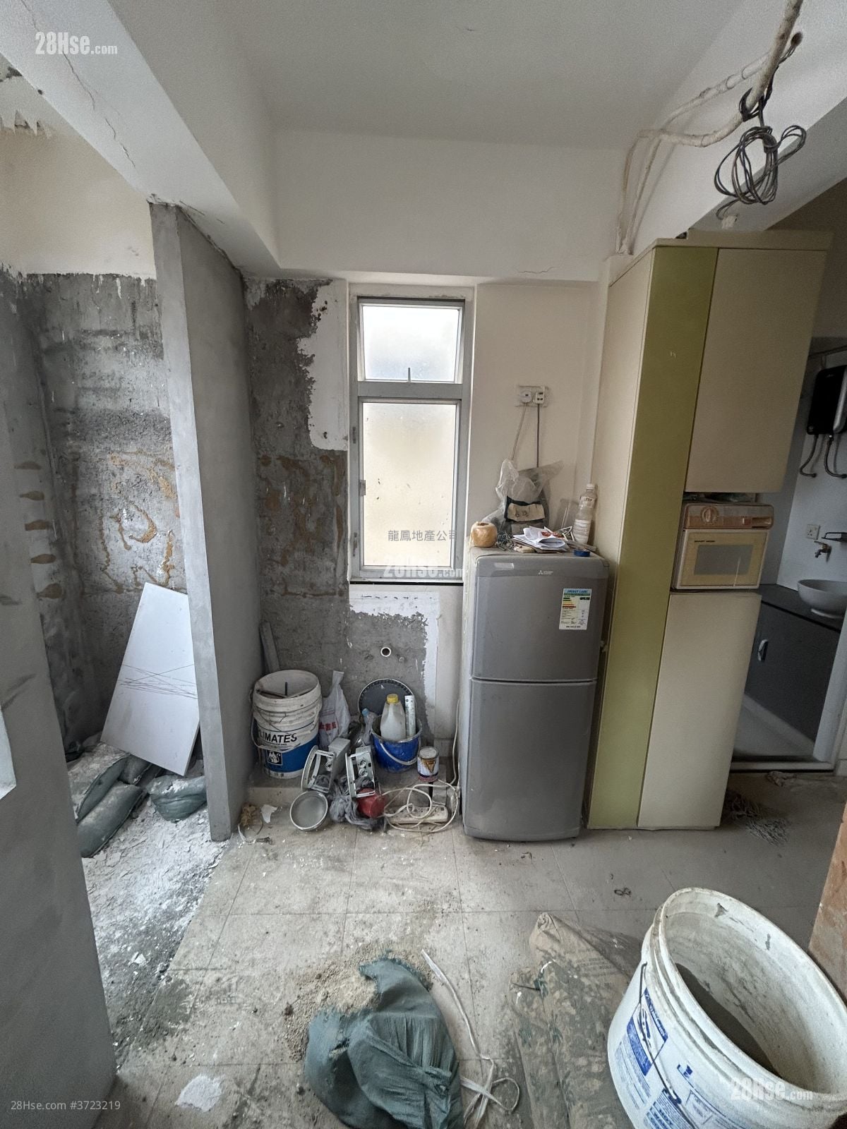 長發大廈 售盤 1 房 , 1 浴室 187 平方呎