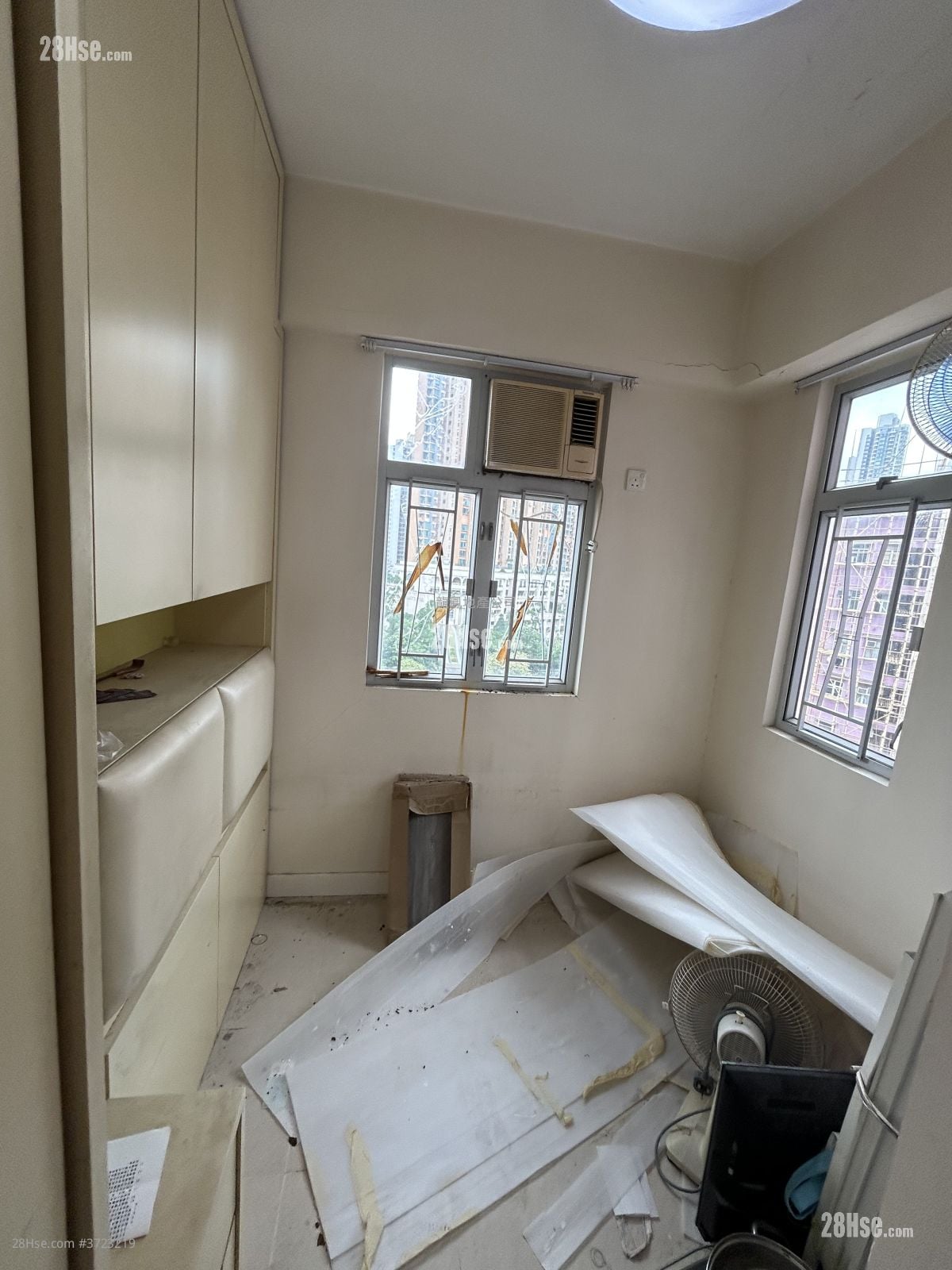 長發大廈 售盤 1 房 , 1 浴室 187 平方呎