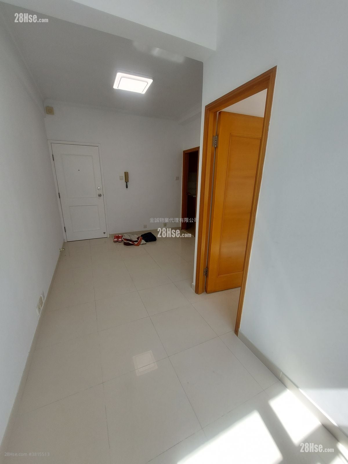 Yee Bo Mansion Sell 1 Bedroom , 1 Bathroom 290 ft²